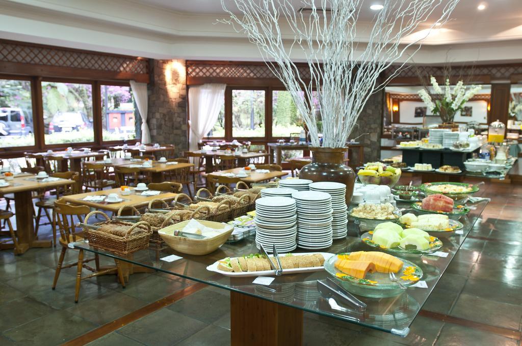 Tri Hotel Canela Buitenkant foto
